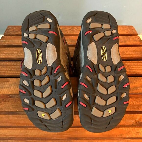 Keen women's lace up gray with pink hiking sneakers size 6.5 - Picture 5 of 5